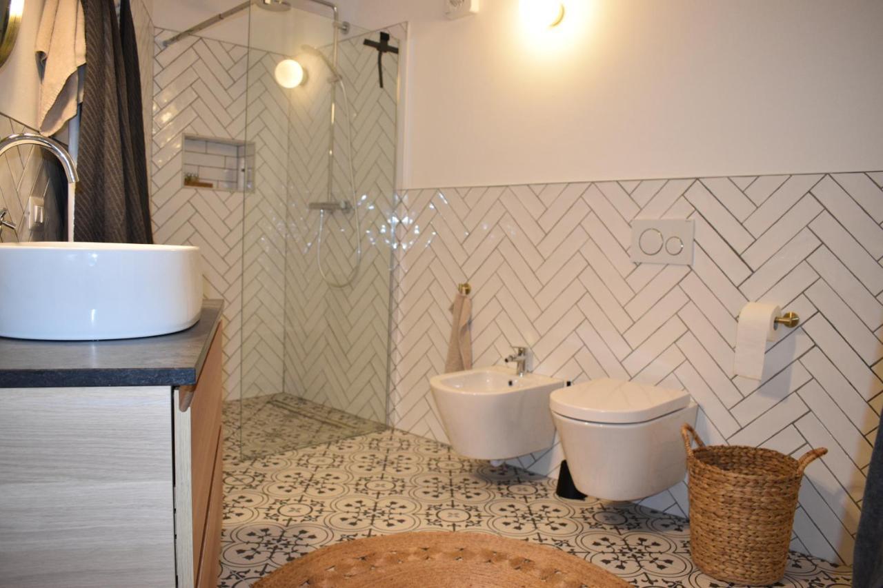Apartment Monte E Lago Pianello Del Lario Екстериор снимка